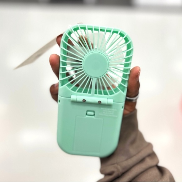 Foldable Fan - Picture 2 of 2